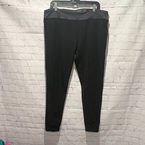 L.L. Bean Woman’s Perfect Fit Black Leggings Size XL